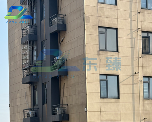 高性能防水涂料在建筑外墙耐久防护机制的应用价值